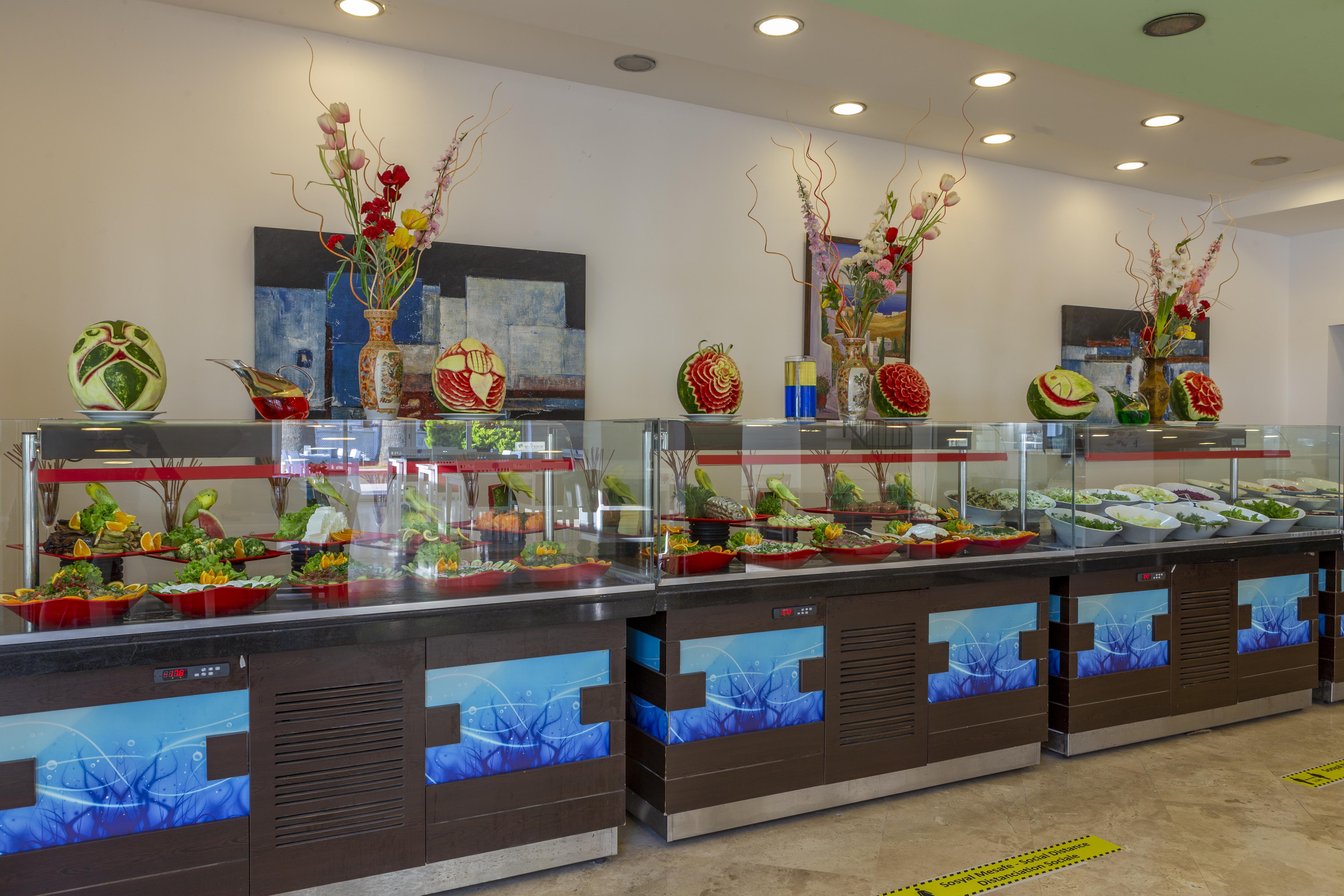 Yelken Mandalinci Spa&Wellness Hotel トゥルグトレイス エクステリア 写真