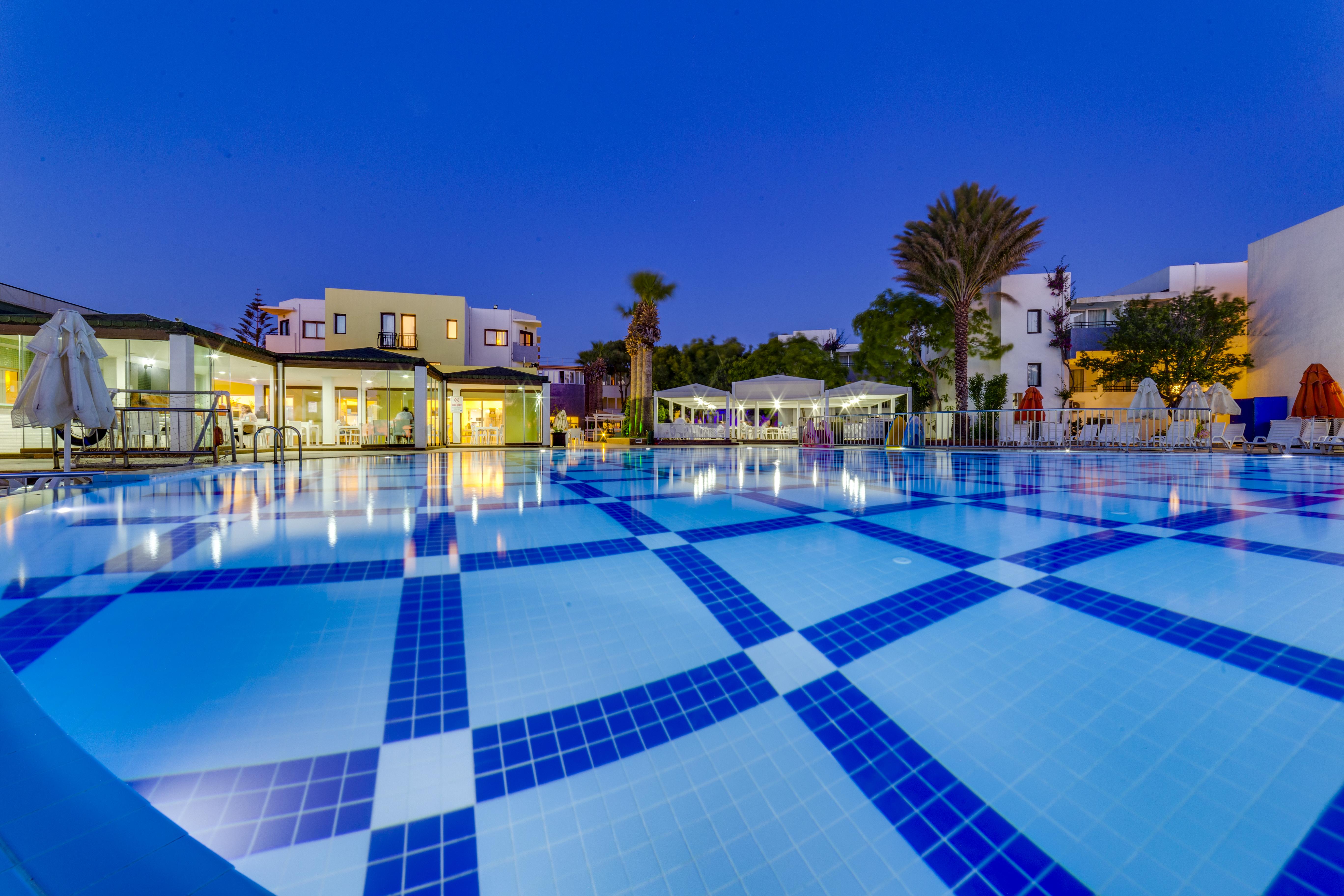 Yelken Mandalinci Spa&Wellness Hotel トゥルグトレイス エクステリア 写真