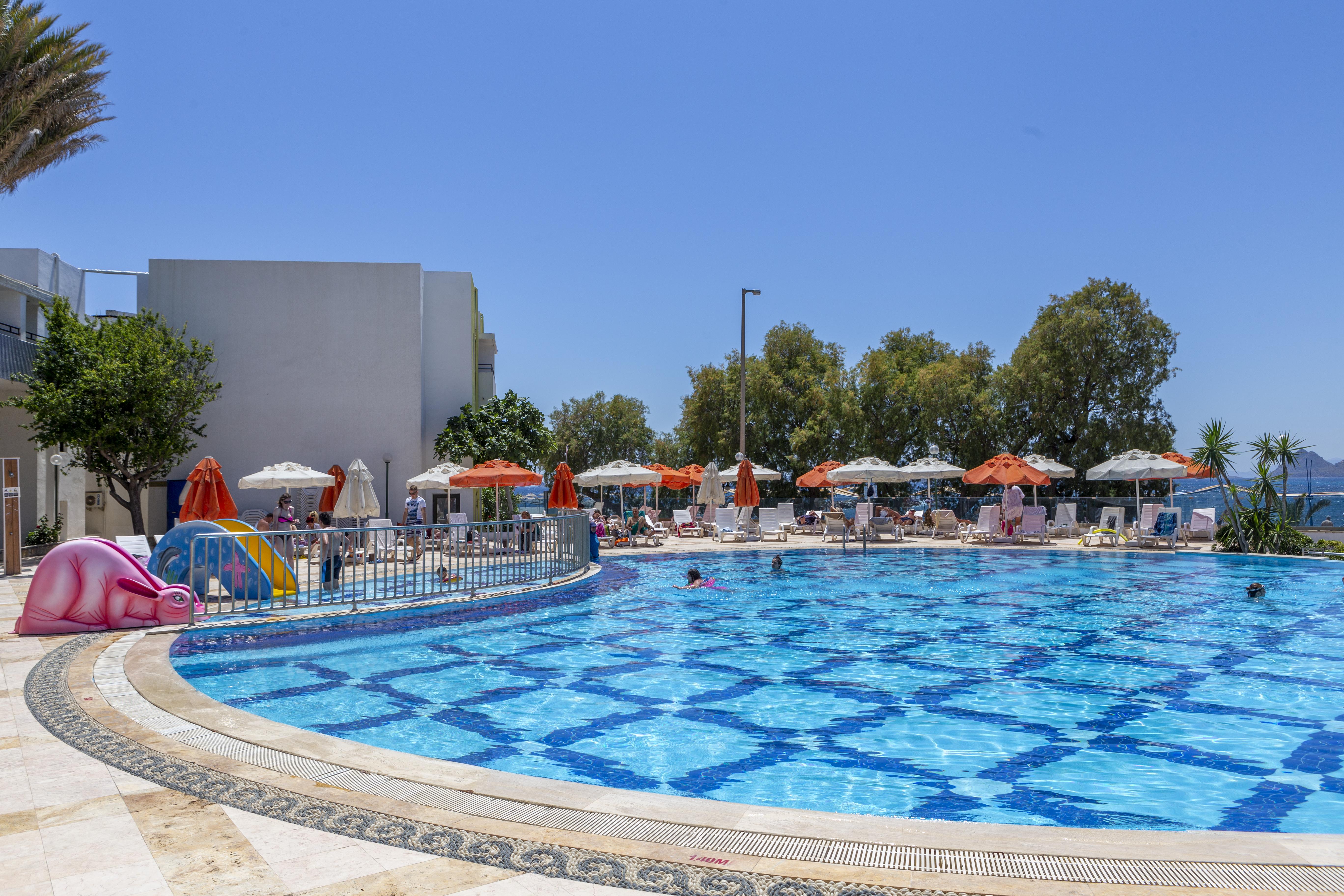 Yelken Mandalinci Spa&Wellness Hotel トゥルグトレイス エクステリア 写真