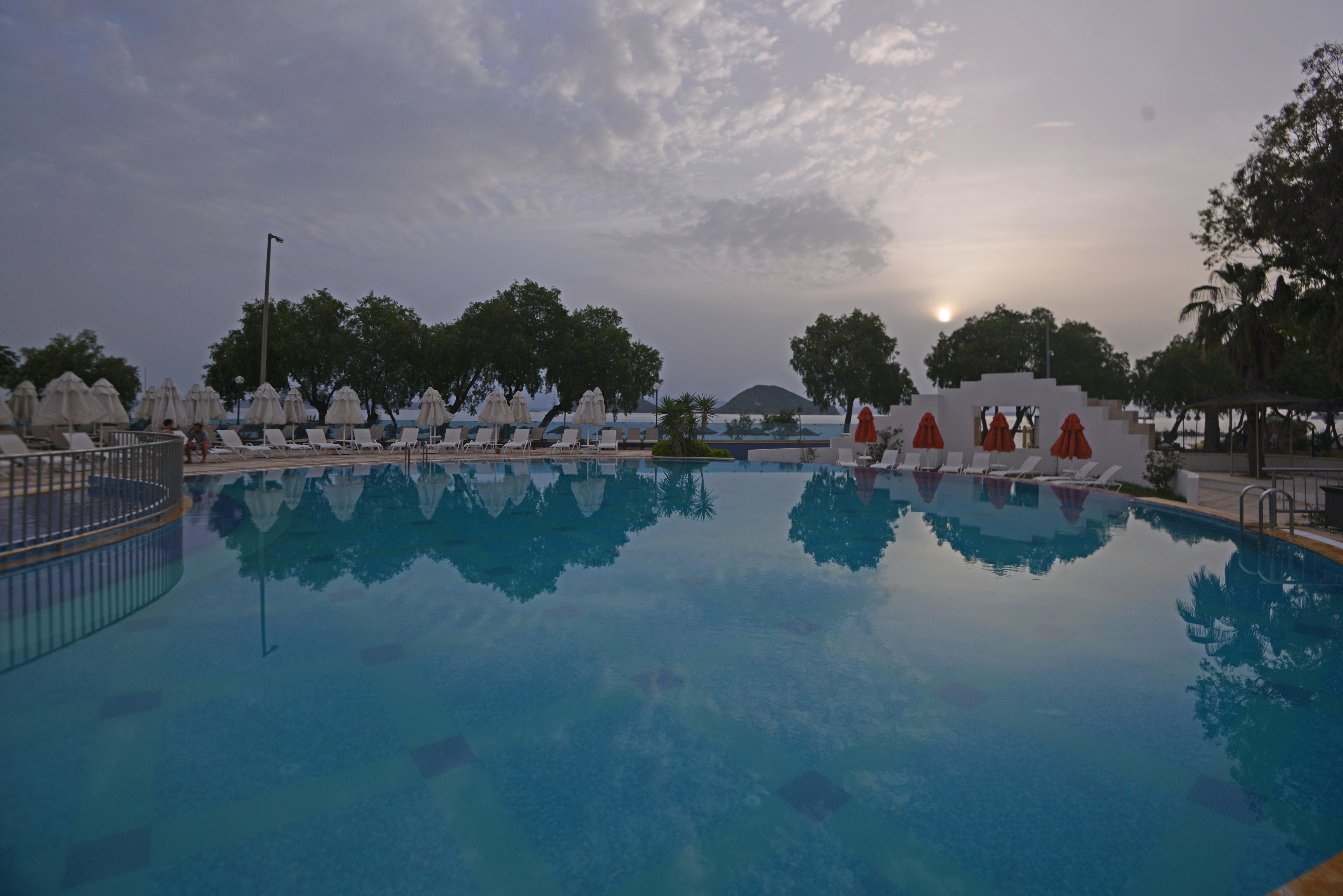 Yelken Mandalinci Spa&Wellness Hotel トゥルグトレイス エクステリア 写真