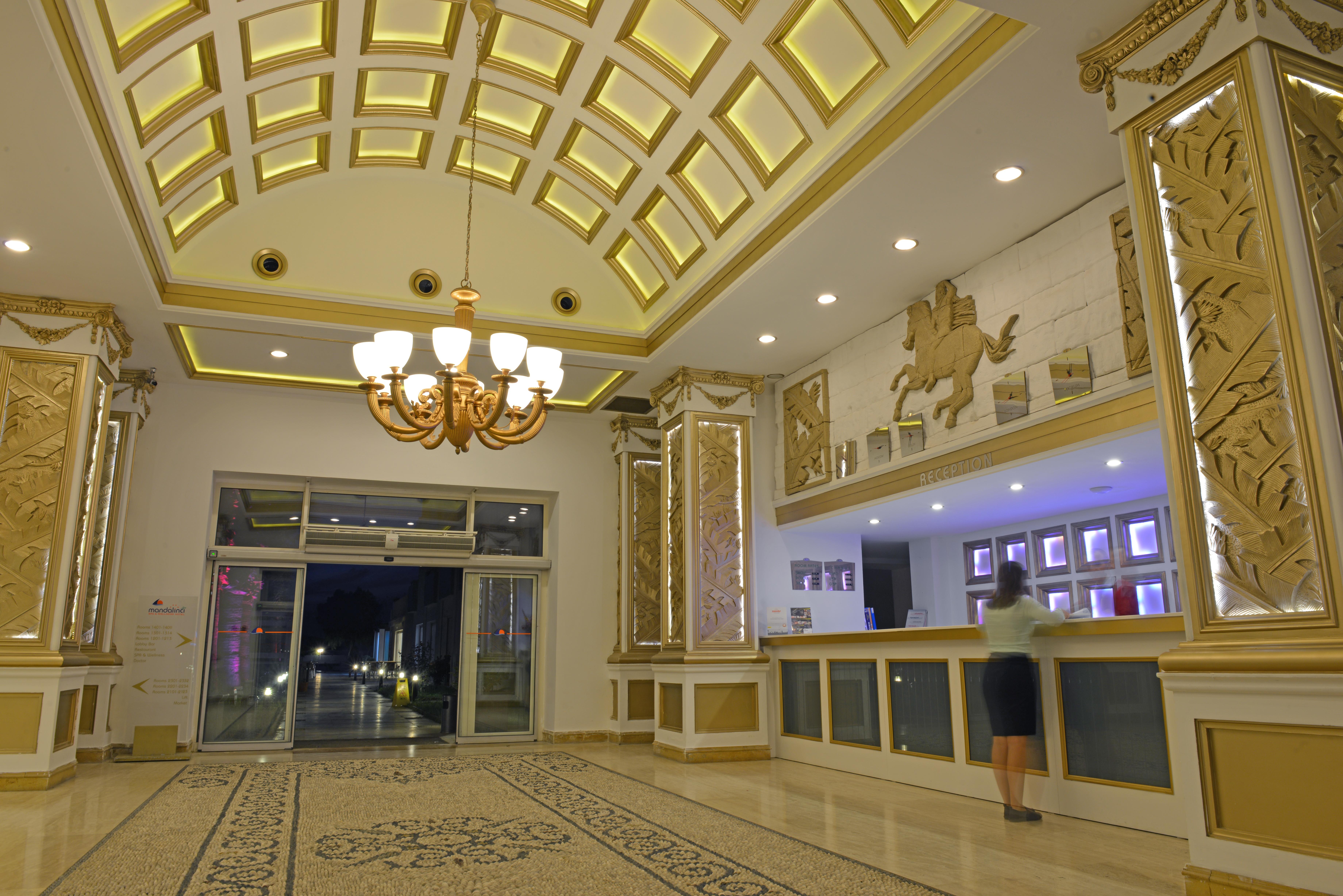Yelken Mandalinci Spa&Wellness Hotel トゥルグトレイス エクステリア 写真