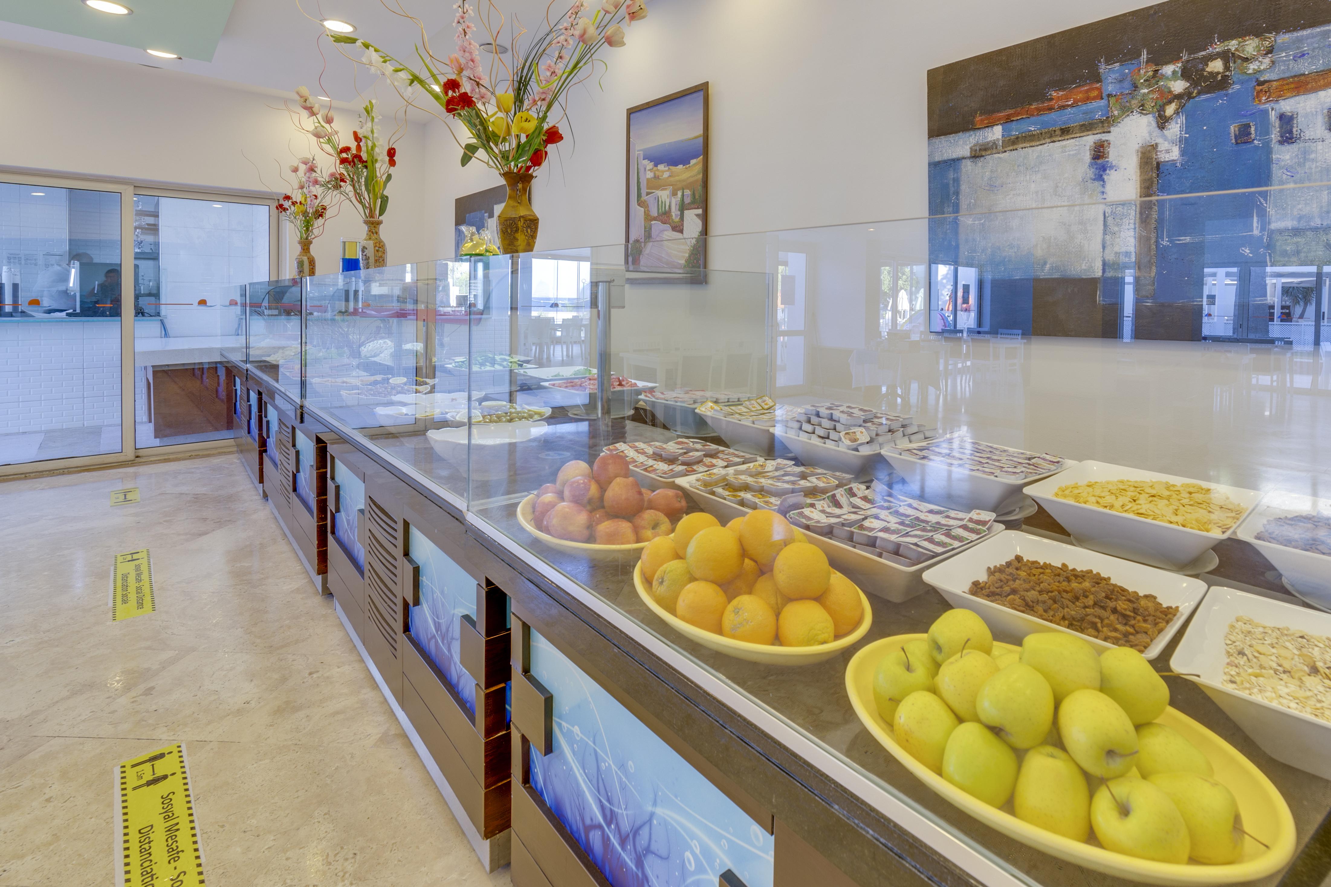 Yelken Mandalinci Spa&Wellness Hotel トゥルグトレイス エクステリア 写真