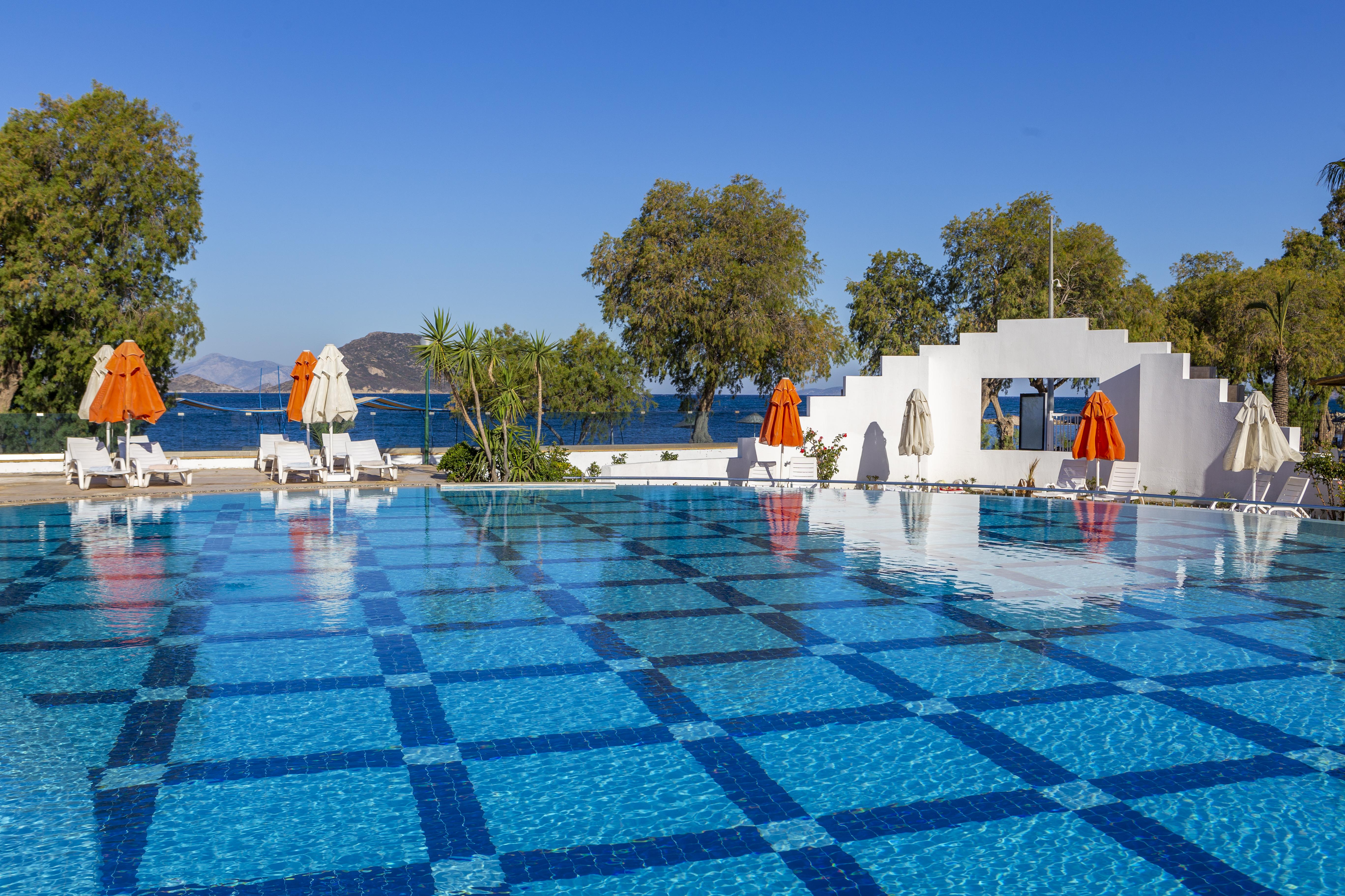 Yelken Mandalinci Spa&Wellness Hotel トゥルグトレイス エクステリア 写真